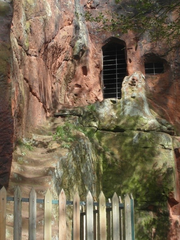 884d1-kynaston2527s2bcave2bblog